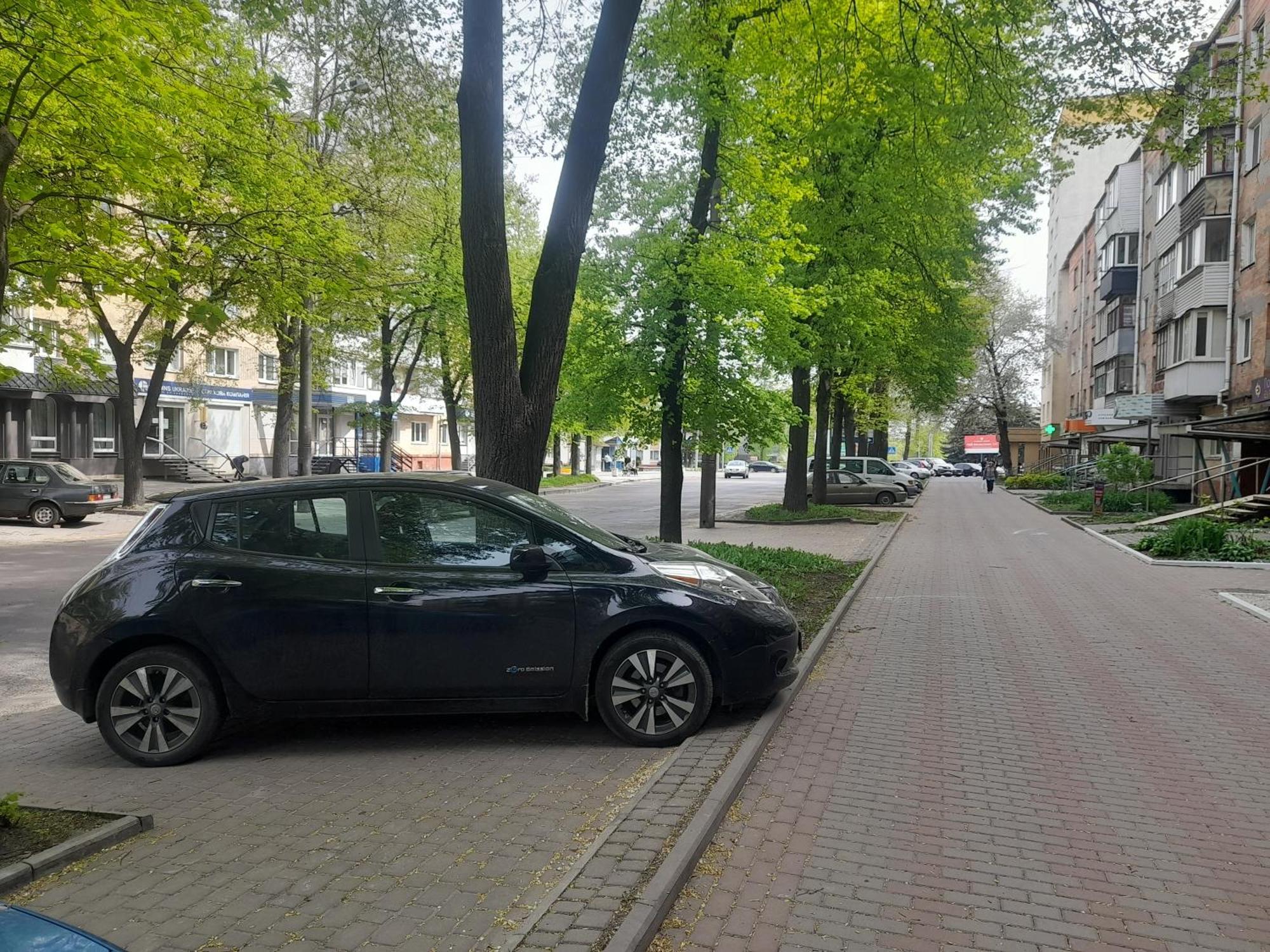 Апартаменти Біля Автовокзалу روفنو المظهر الخارجي الصورة